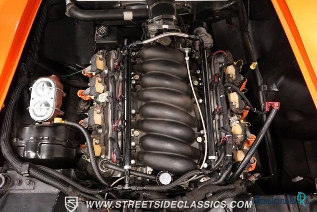 1975' Chevrolet Corvette photo #2