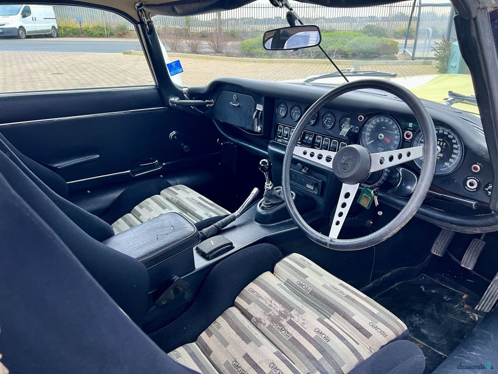 1975' Jaguar E-Type photo #5