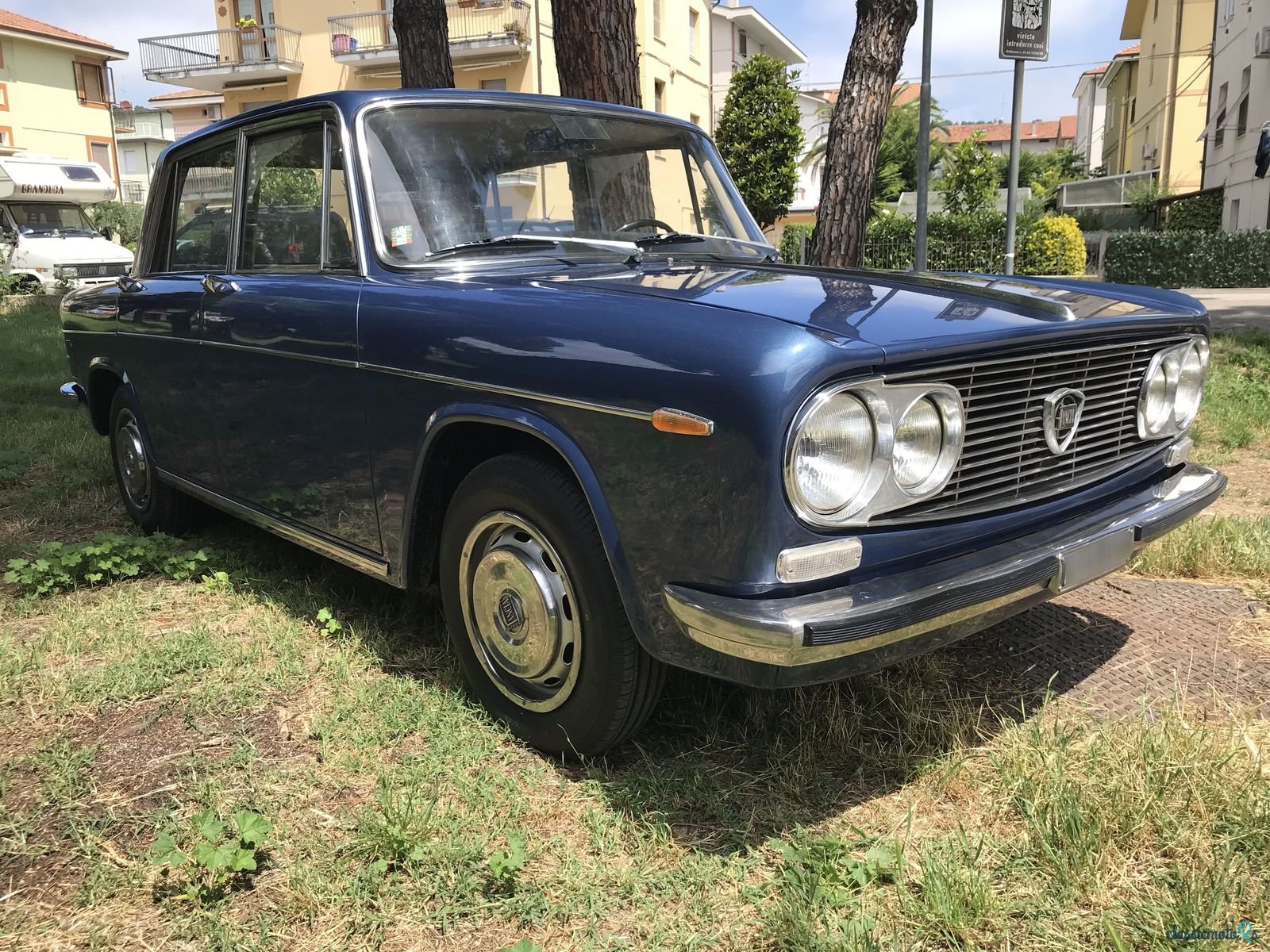 1971' Lancia Fulvia 1.3 5 Speed photo #1