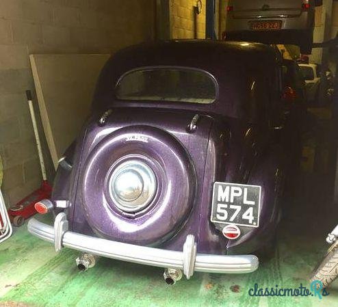 1949' Ford V8 Pilot photo #4