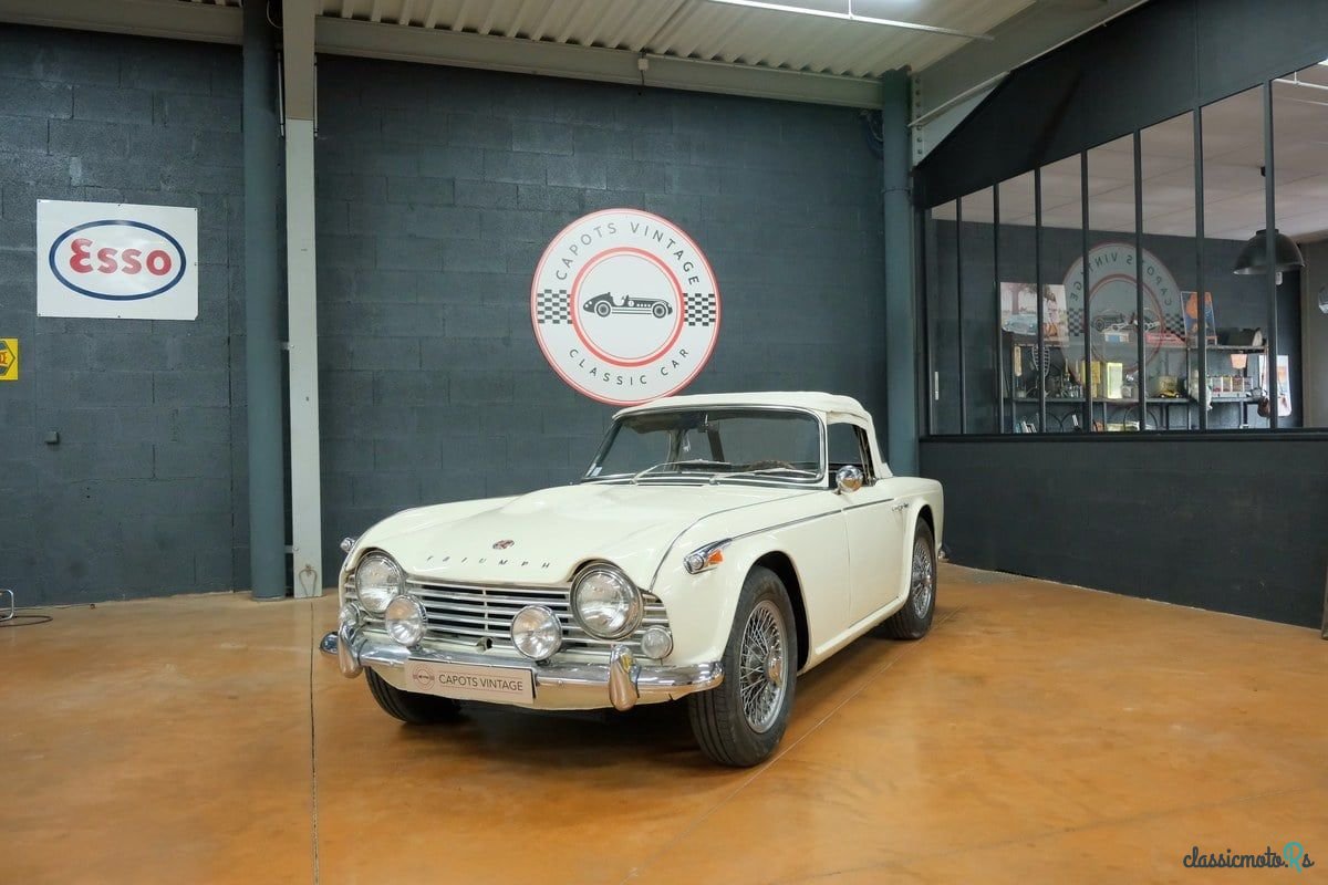 1966' Triumph TR4 photo #2