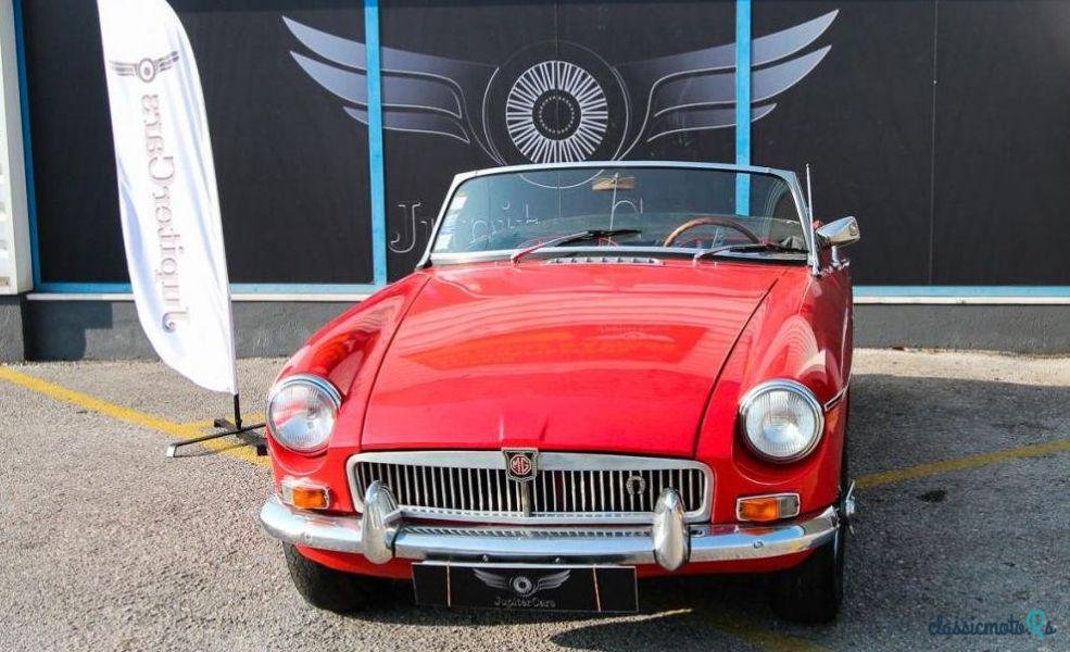 1968' MG MGB photo #1