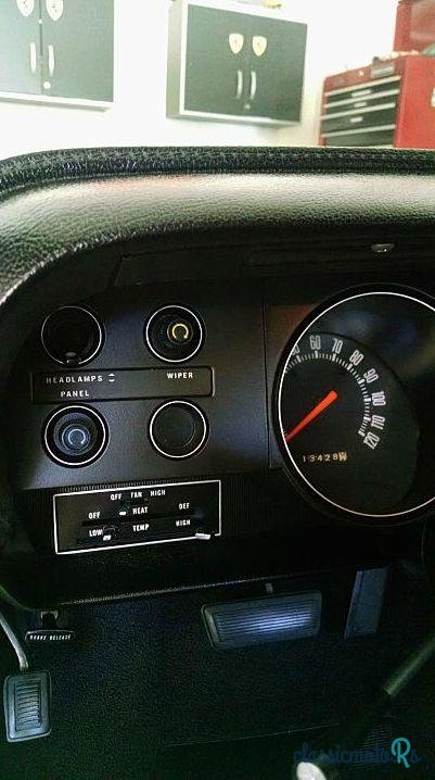 1970' Dodge Challenger photo #2