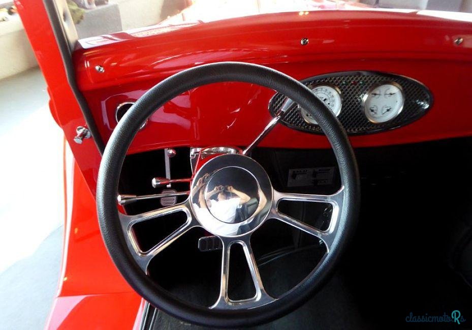 1933' Plymouth Coupe 2 Door photo #3