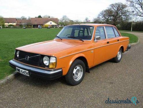 1975' Volvo 244 Dl photo #3