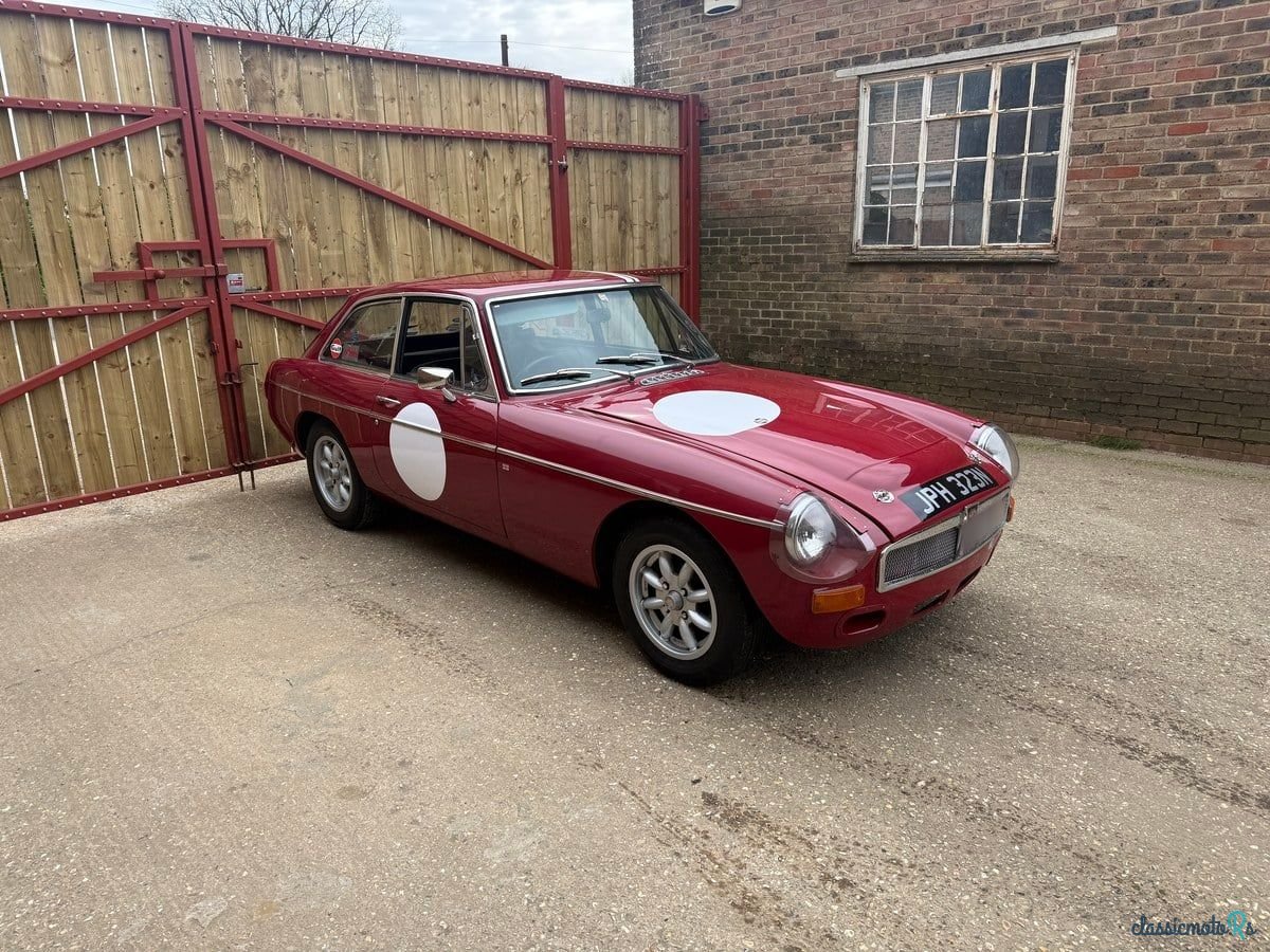 1975' MG MGB photo #1
