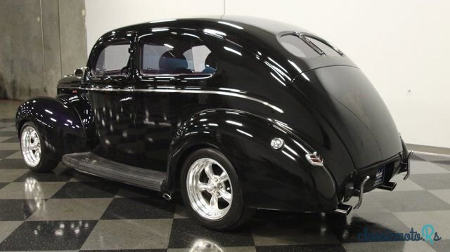 1940' Ford Deluxe photo #6