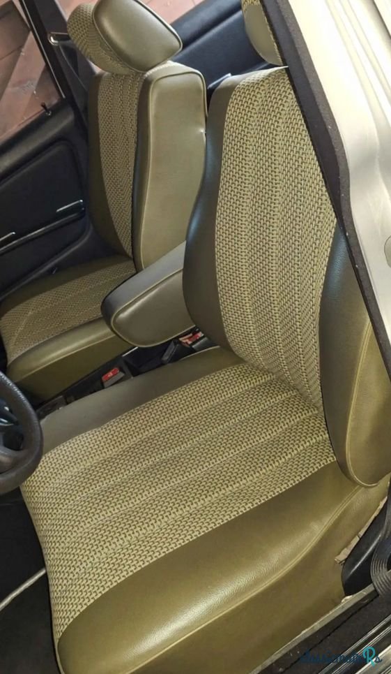 1977' Mercedes-Benz W123 photo #4