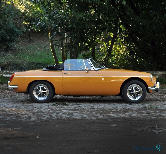 1971' MG MGB photo #4