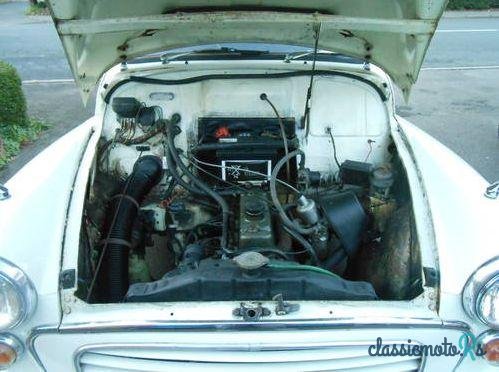 1970' Morris Minor 1,000 Saloon photo #4