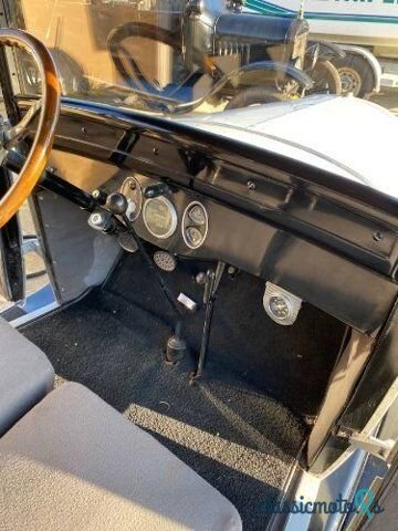 1927' Chevrolet photo #2