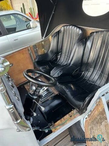 1927' Ford photo #3