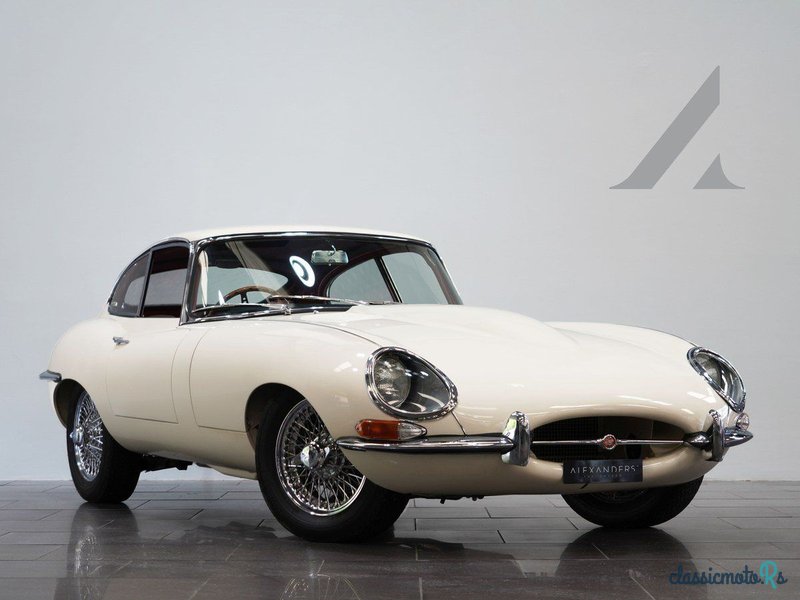 1963' Jaguar E-Type photo #1