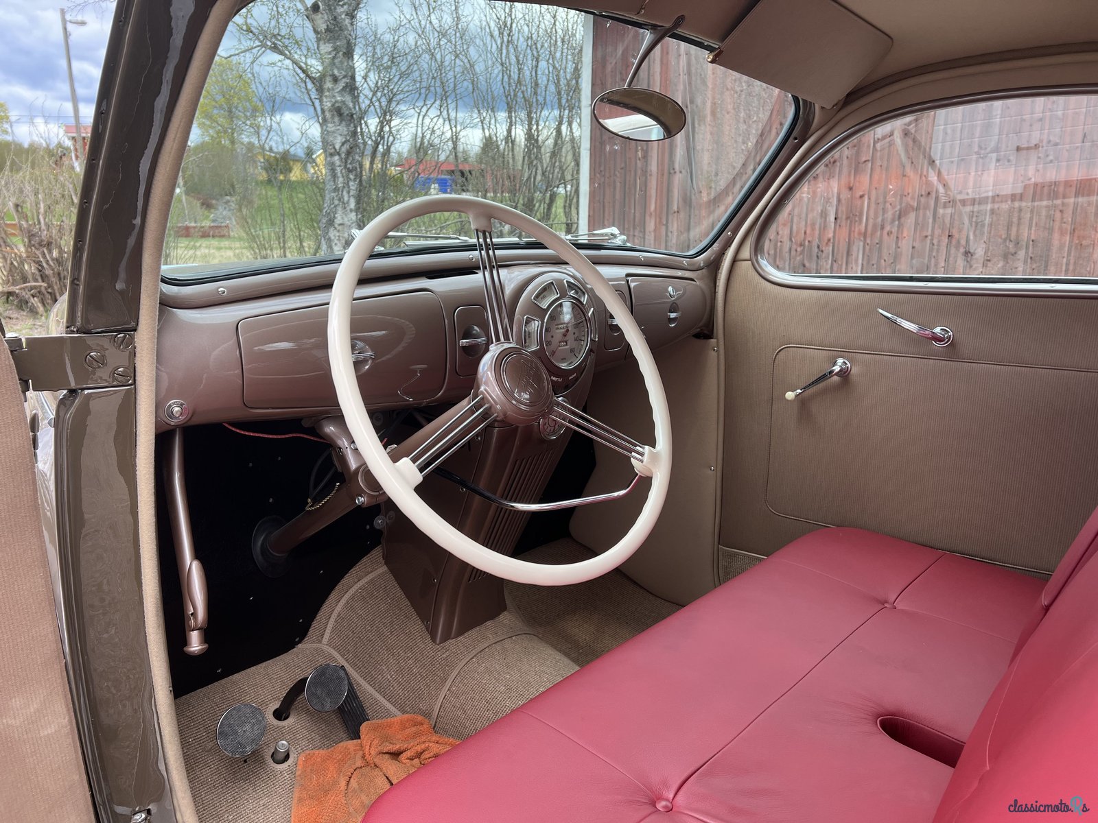 1938' Lincoln Zephyr Coupe photo #6