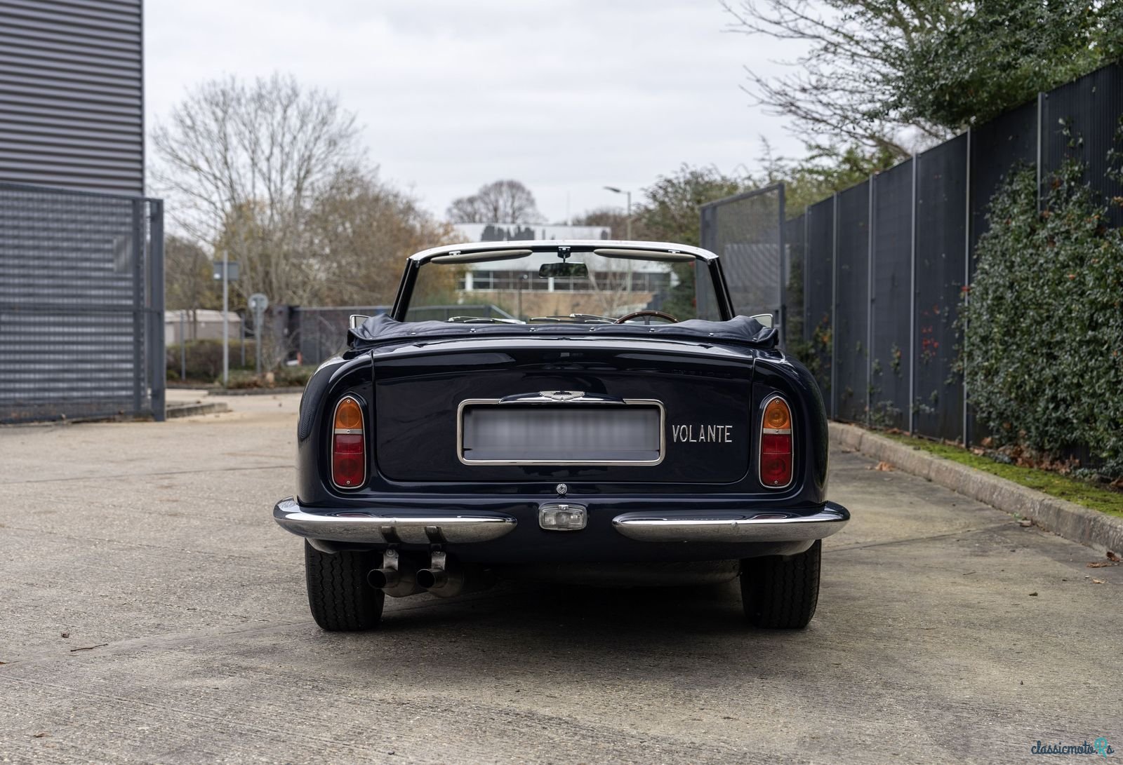 1970' Aston Martin DB6 Volante photo #6