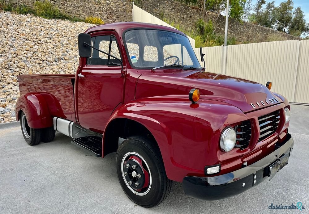 1978' Bedford J3 photo #2