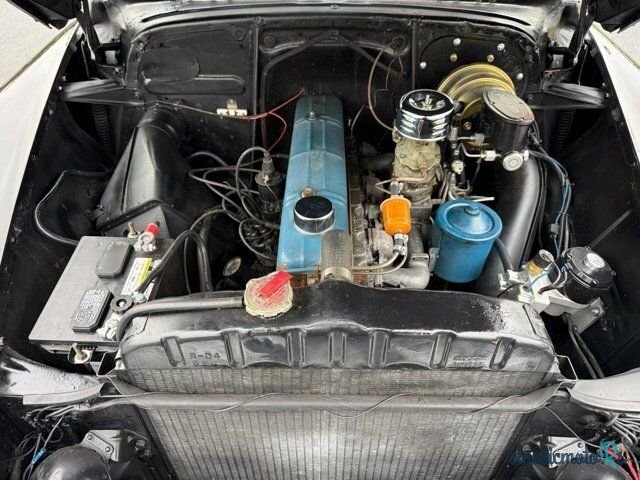 1951' Chevrolet Styleline photo #3