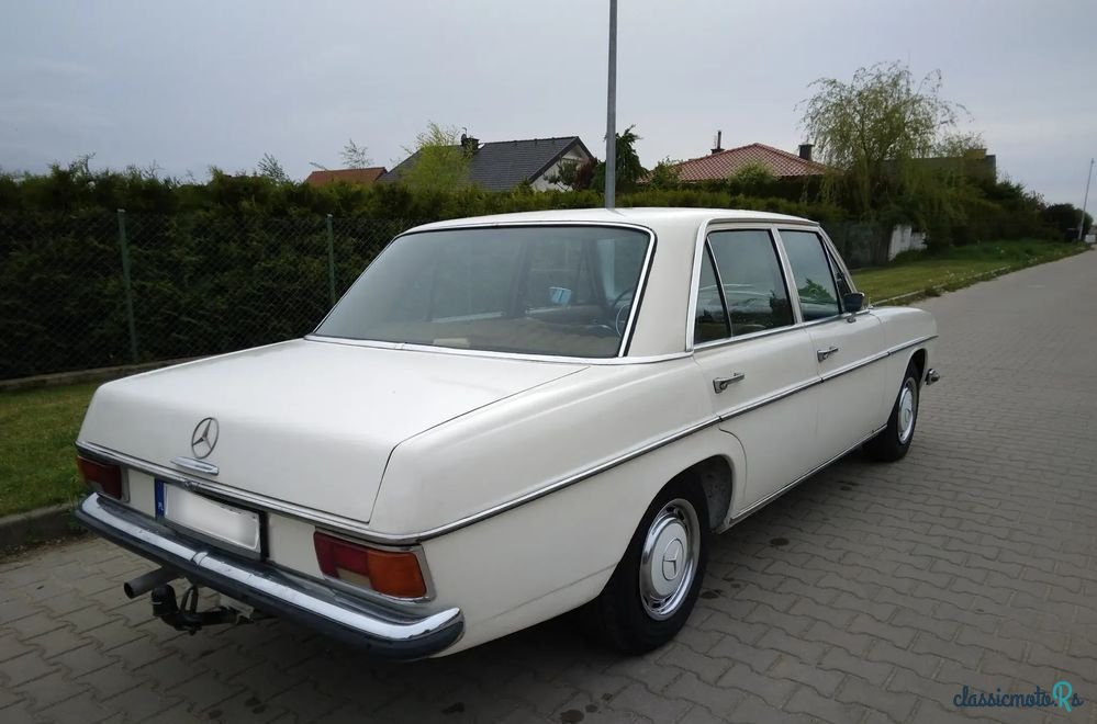 1970' Mercedes-Benz W114 photo #5