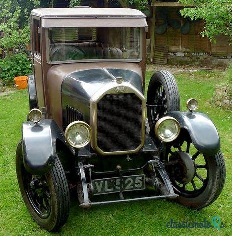 1928' Humber 9-20 Weyman Saloon photo #4
