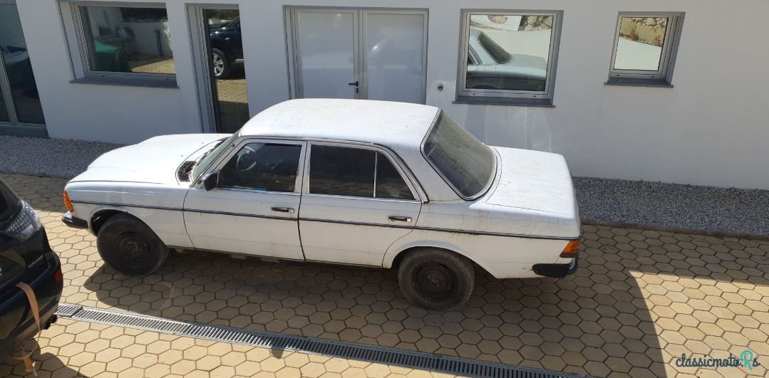 1976' Mercedes-Benz 300 photo #1