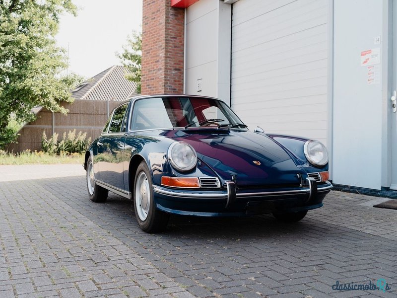 1970' Porsche 911 photo #2