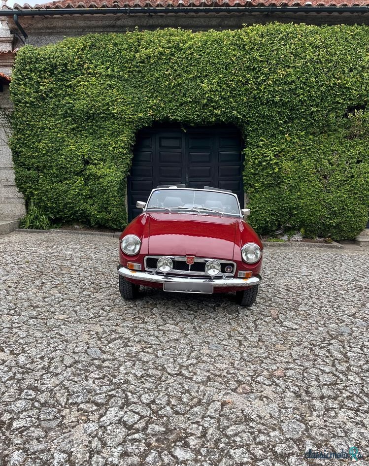 1974' MG MGB photo #4