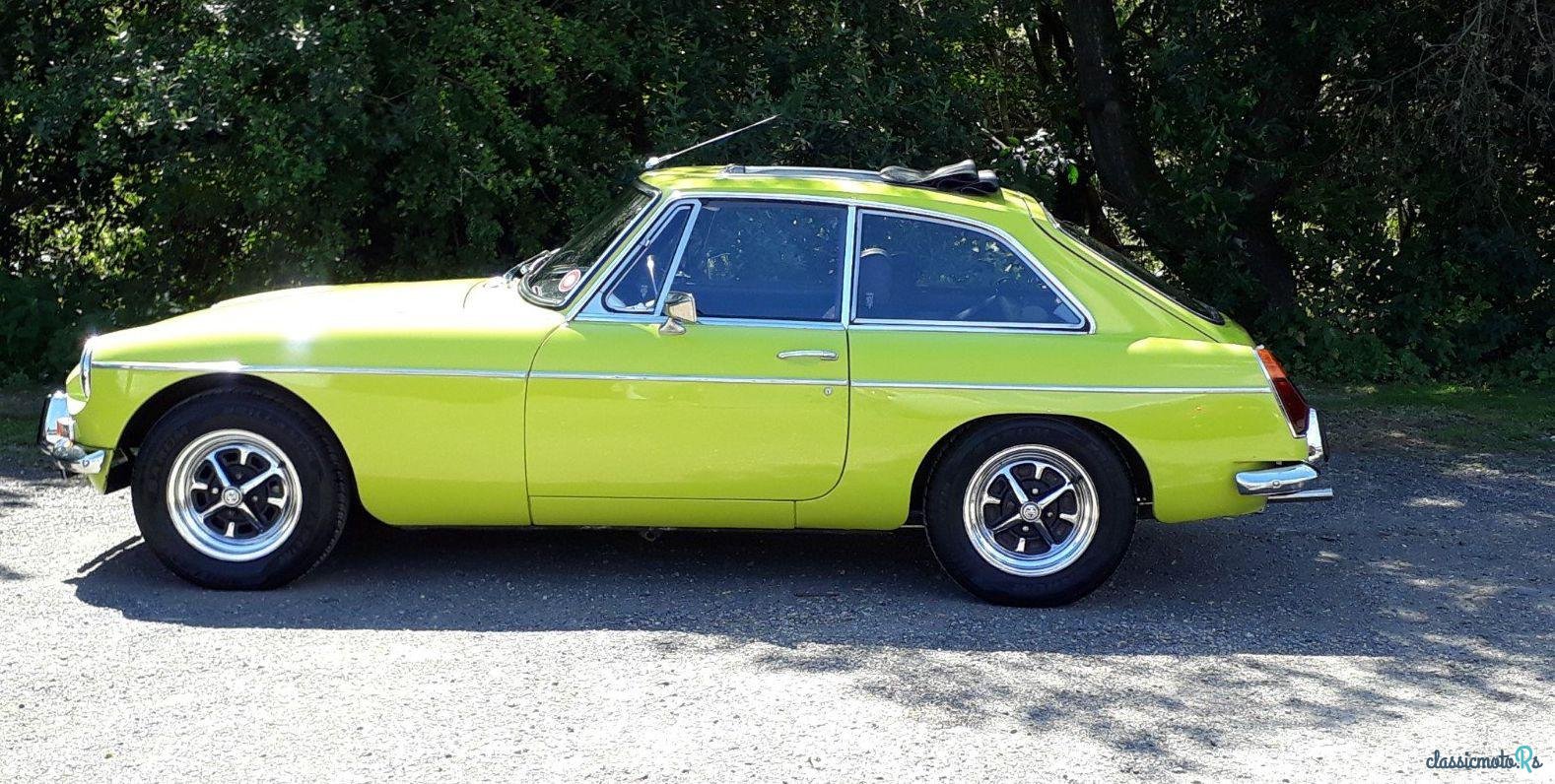 1975' MG Mgb Gt photo #3