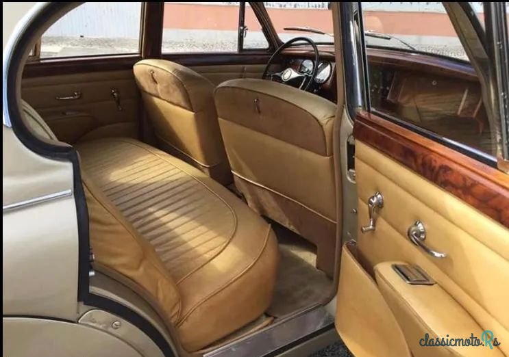 1960' Jaguar Mk Ii photo #5