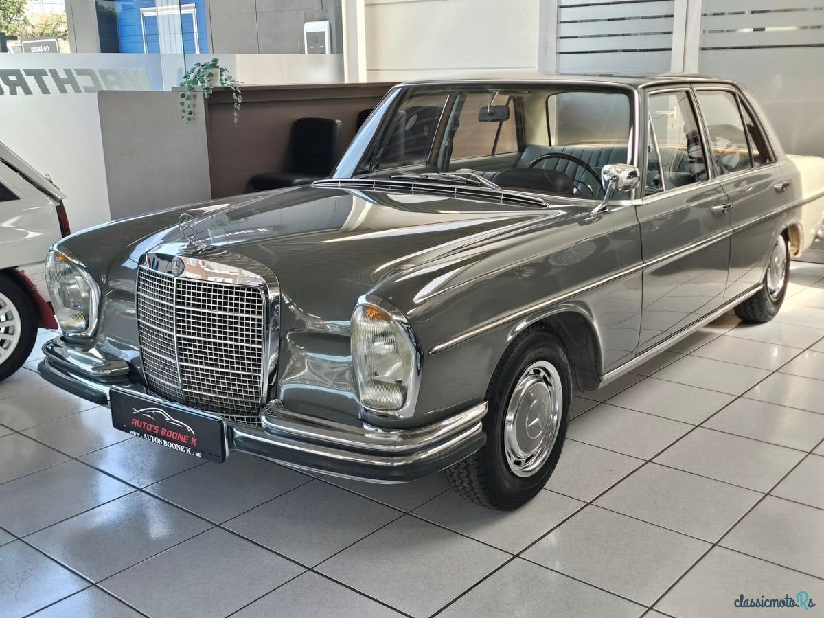 1969' Mercedes-Benz 280 photo #1