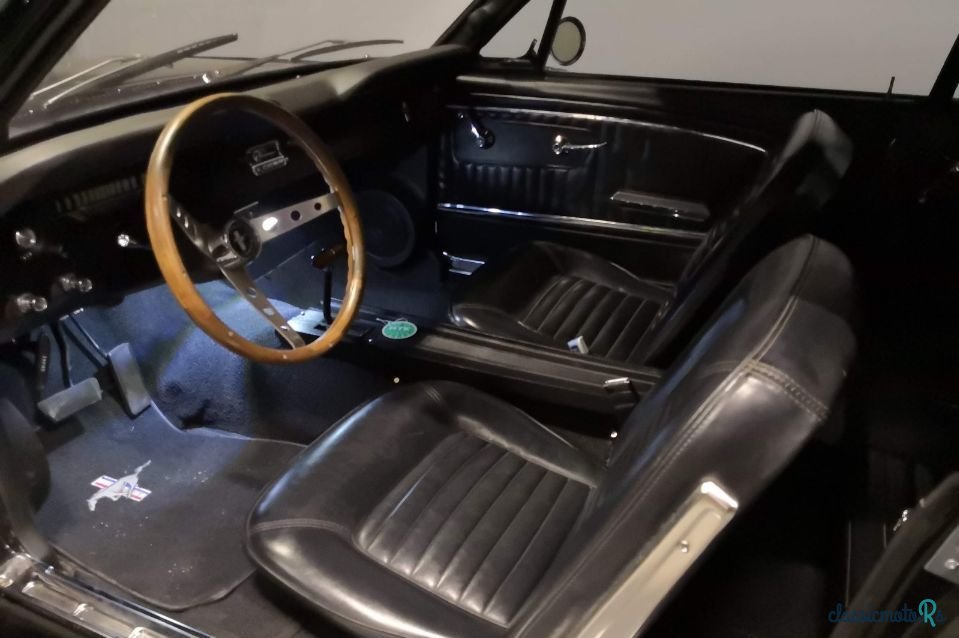 1964' Ford Mustang photo #4
