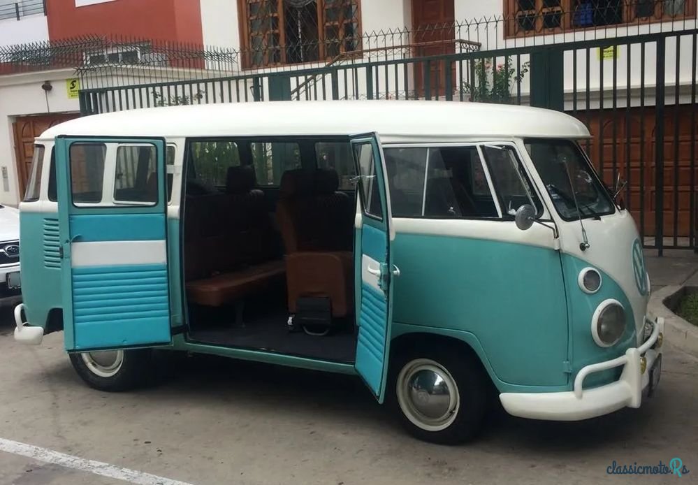 1975' Volkswagen Type 2 photo #2