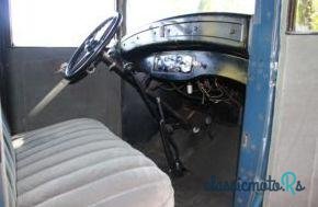 1929' DeSoto 4 Door Sedan photo #1