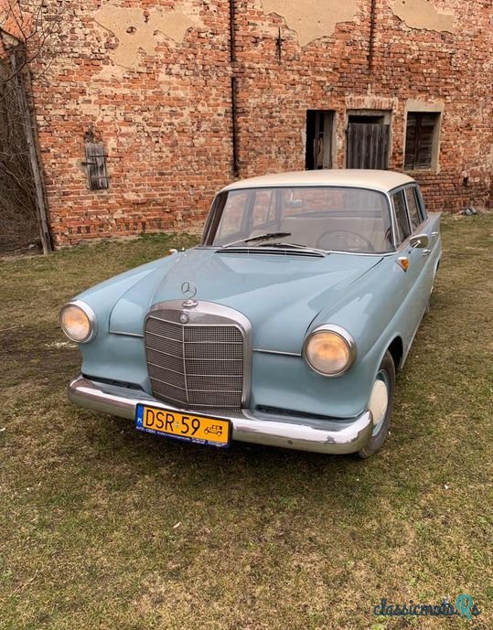 1965' Mercedes-Benz W110 photo #1