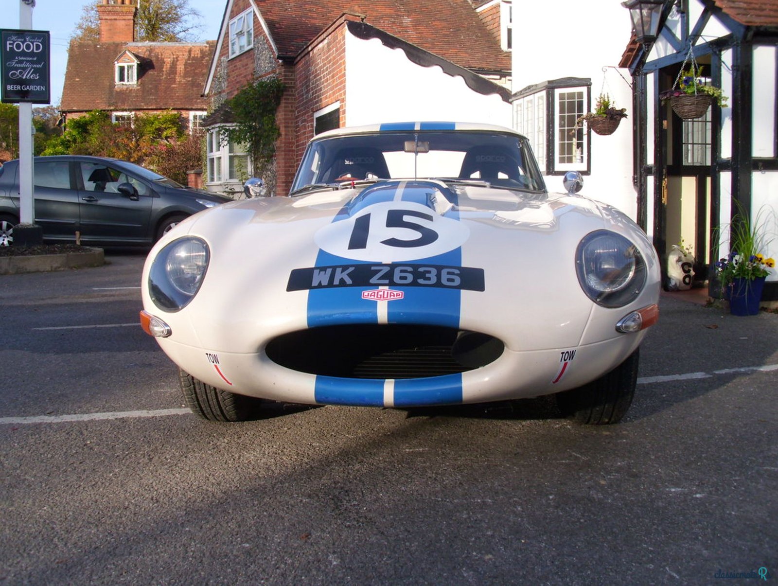 1975' Jaguar E-Type photo #4