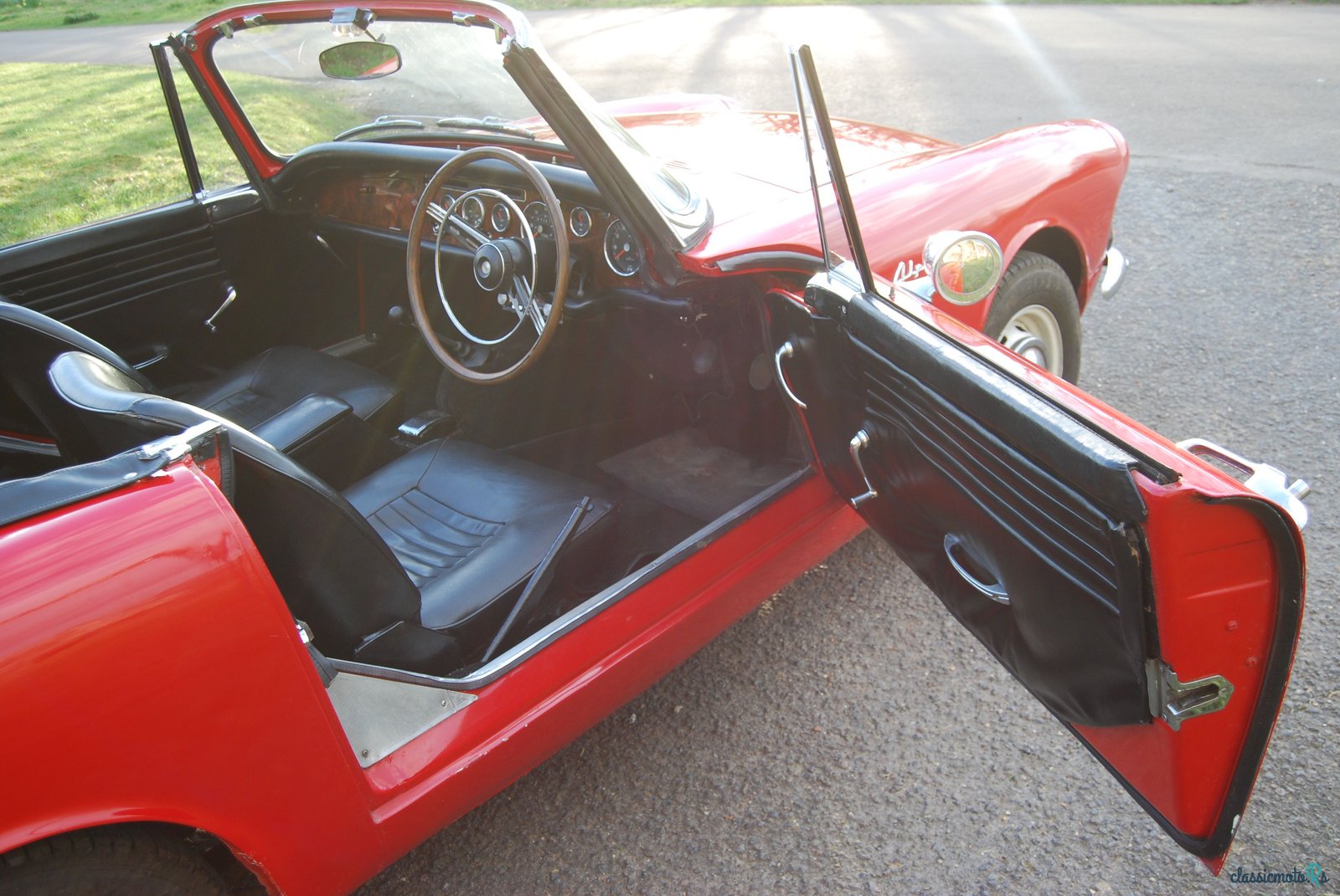1968' Sunbeam Alpine photo #4