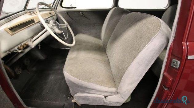 1941' Ford Super Deluxe photo #2