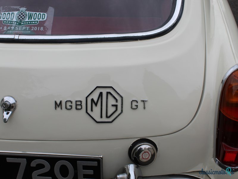 1967' MG Mgb Gt photo #5