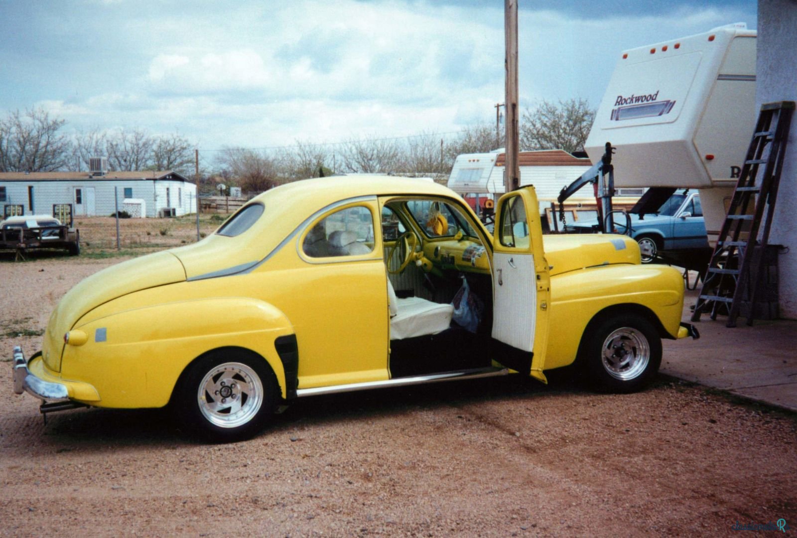 1946' Ford photo #2