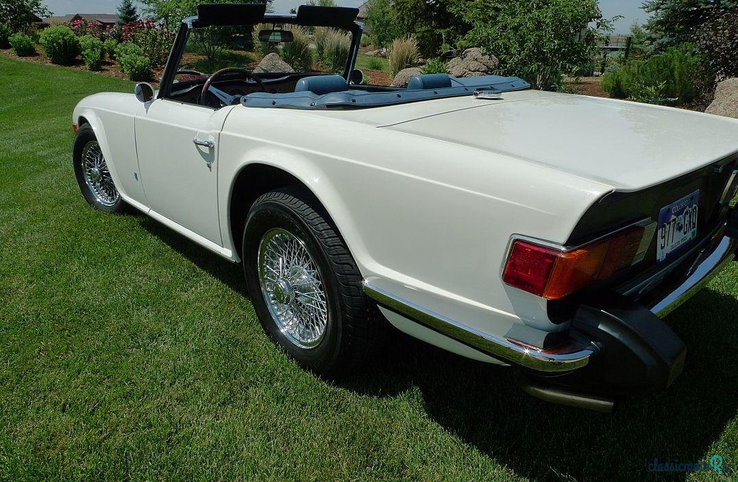1974' Triumph TR6 photo #3