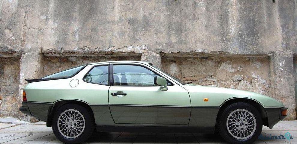 1980' Porsche 924 Turbo photo #2