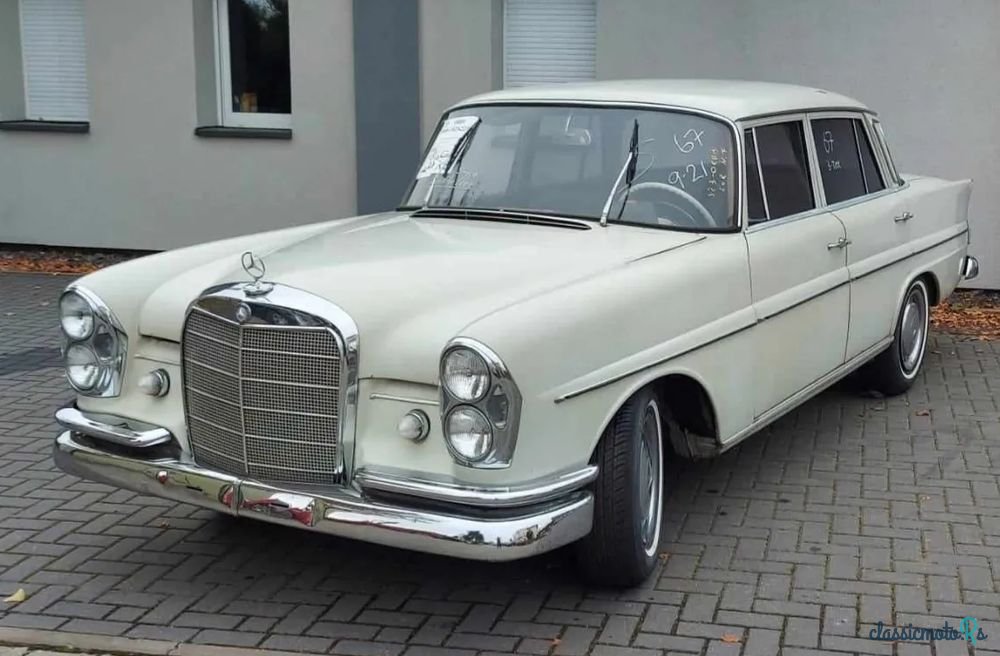 1963' Mercedes-Benz 220 W111 photo #6