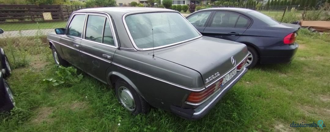 1980' Mercedes-Benz W123 photo #3