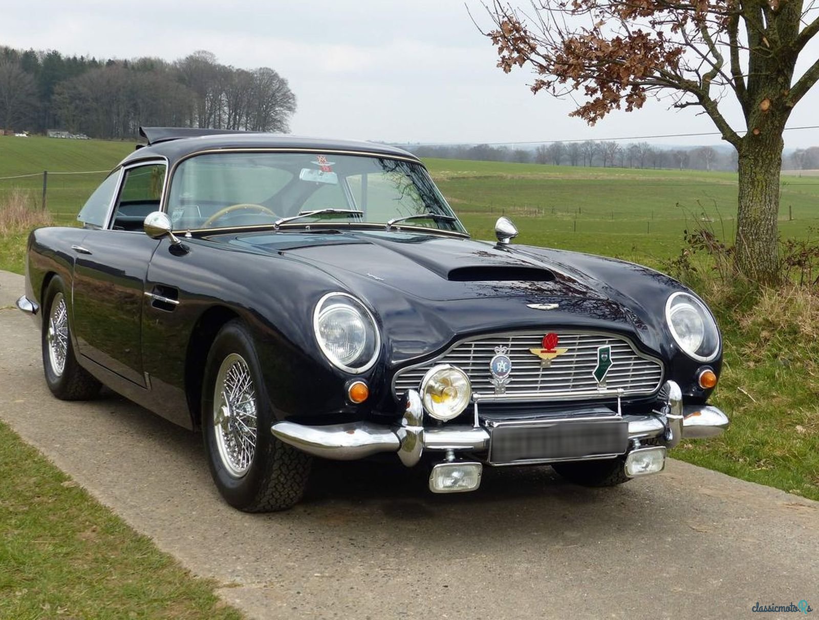 1964' Aston Martin DB5 Vantage photo #2
