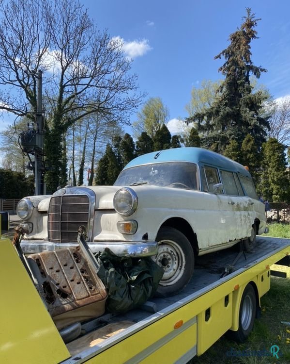 1965' Mercedes-Benz Klasa E photo #4