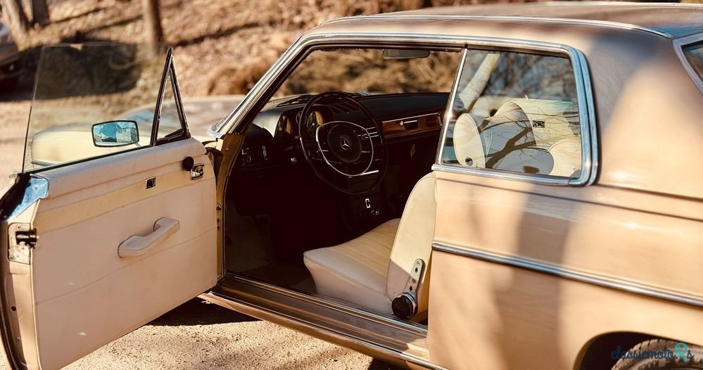 1969' Mercedes-Benz W114 photo #5