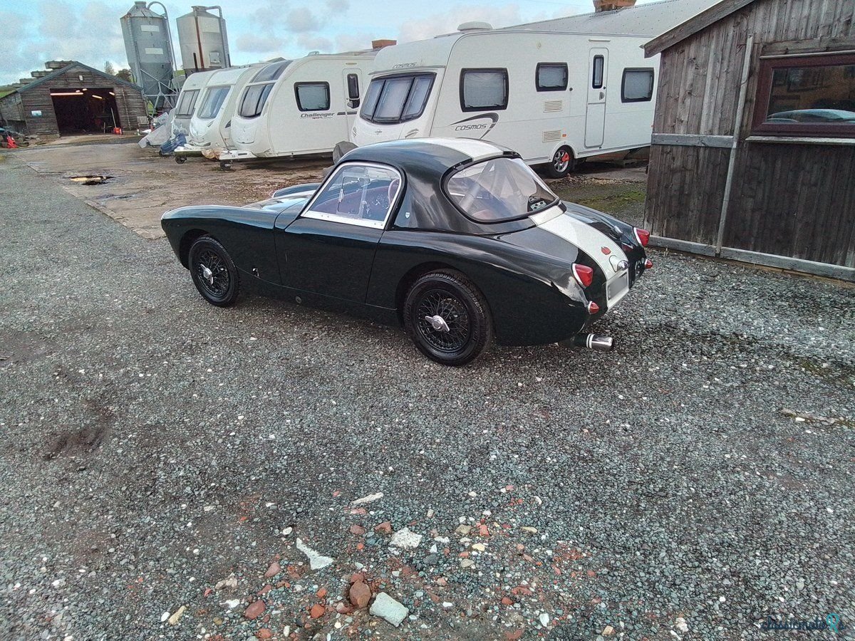 1960' Austin 10 photo #3