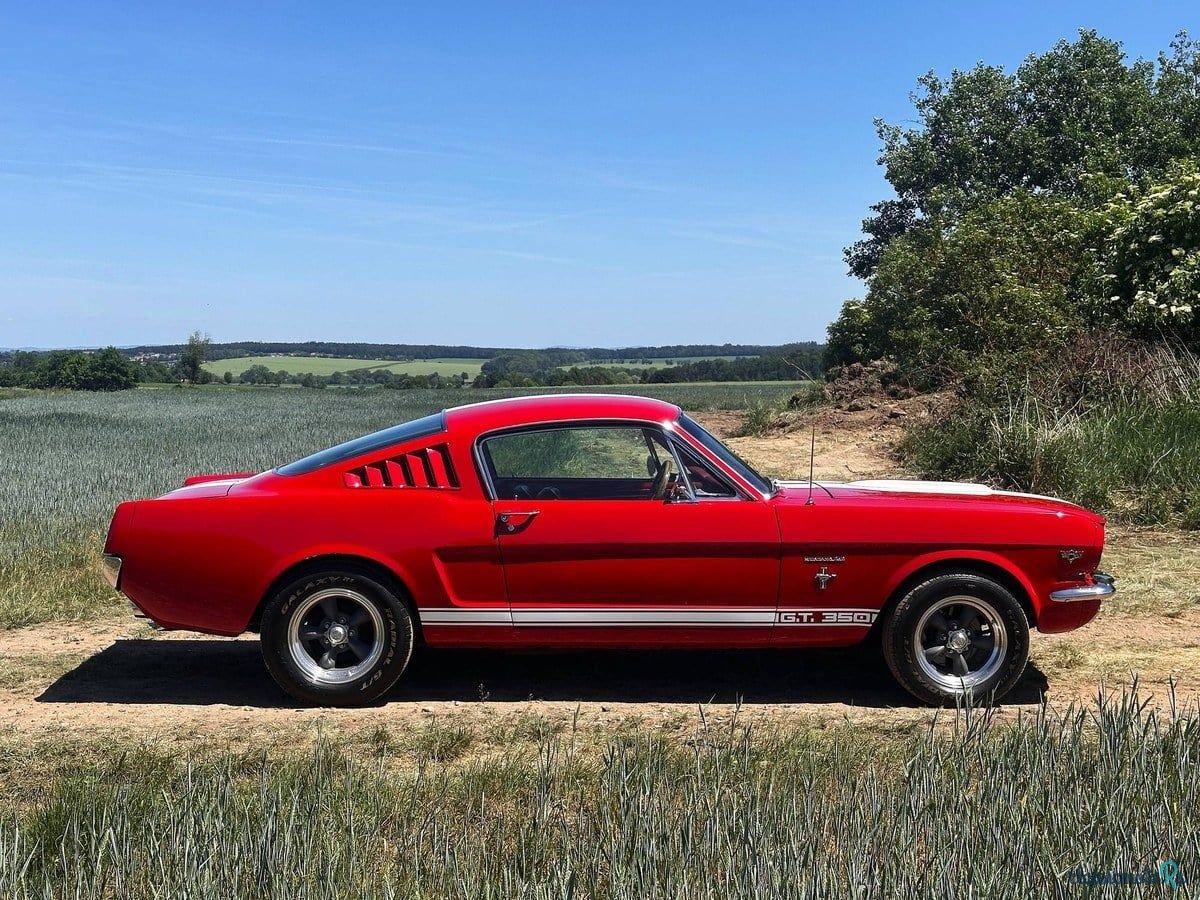 1965' Ford Mustang photo #2