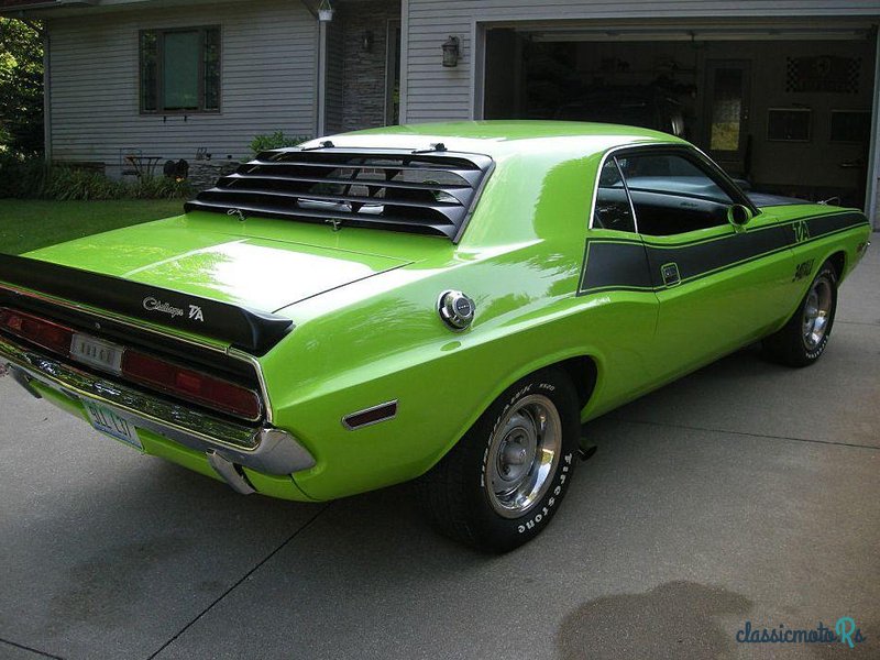 1970' Dodge Challenger photo #5