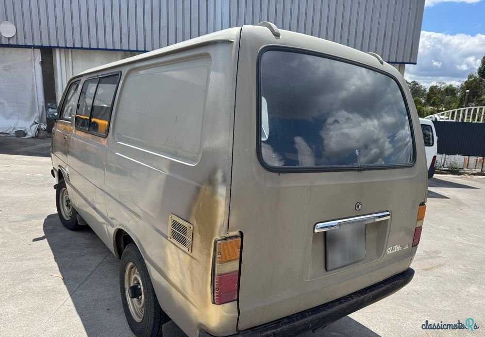 1981' Toyota Hiace photo #3