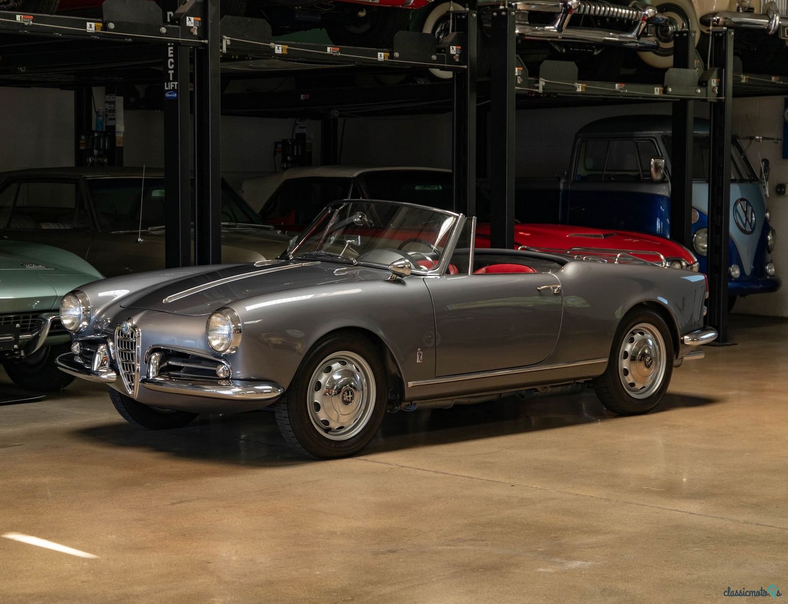 1960' Alfa Romeo Giulietta Veloce Spider photo #1